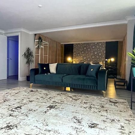 The Exclusive Jacuzzi Apartment Birmingham Luaran gambar