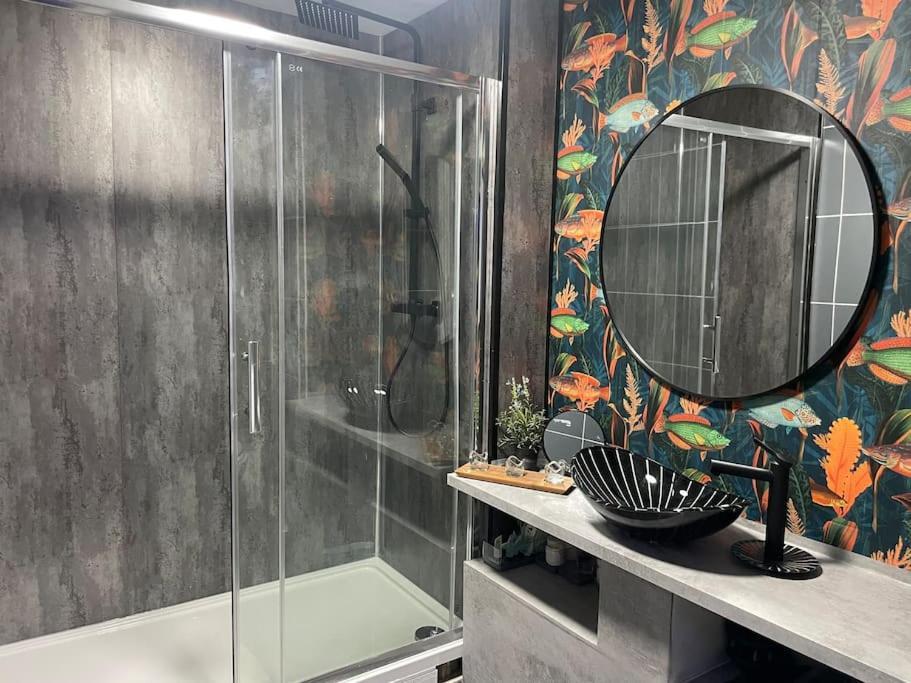 The Exclusive Jacuzzi Apartment Birmingham Luaran gambar